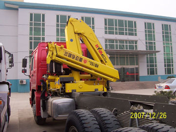 Sinotruk 트랙터 트럭은 기중기를 거치했습니다 장비 336hp 6×4 XCMG12 톤이 Crane
